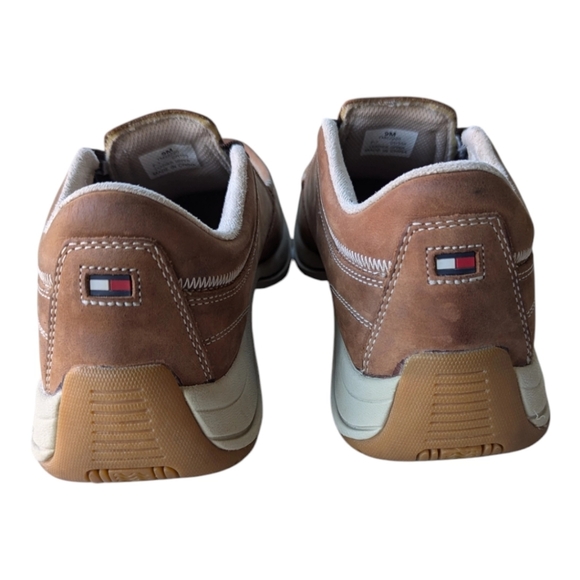 Tommy Hilfiger Men's Brazen Sailing Boat Shoe (Cognac) - Picture 2 of 8